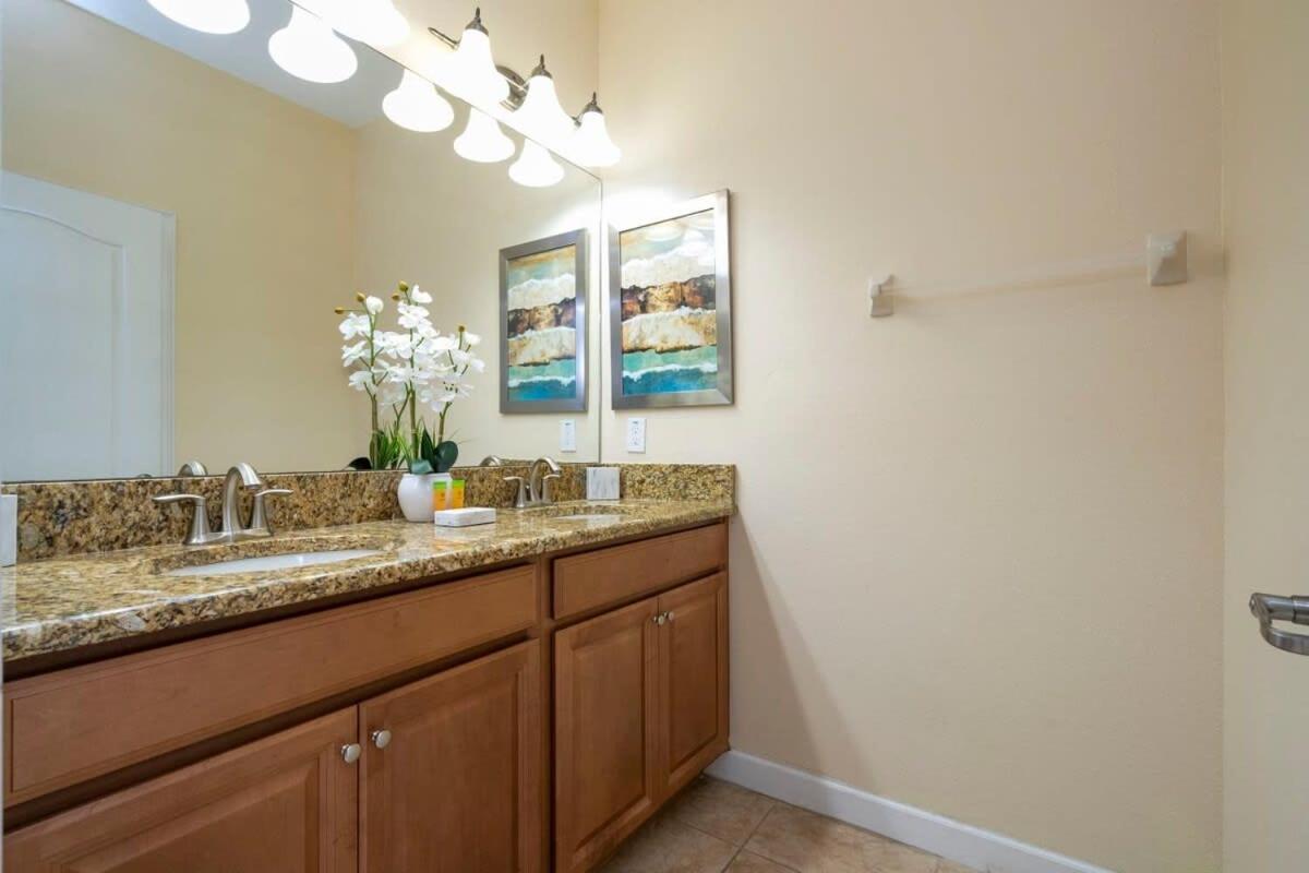 Five Bedrooms Townhome With Pool 4849 كيسيمي المظهر الخارجي الصورة
