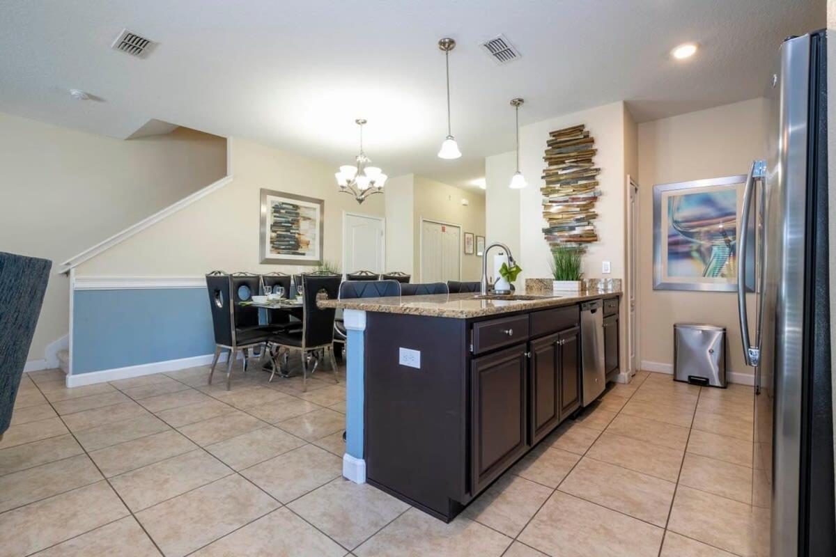 Five Bedrooms Townhome With Pool 4849 كيسيمي المظهر الخارجي الصورة